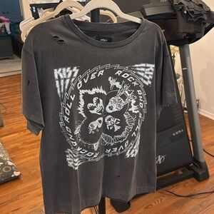 Gently worn other t shirt. Size small. Intentionally distressed.